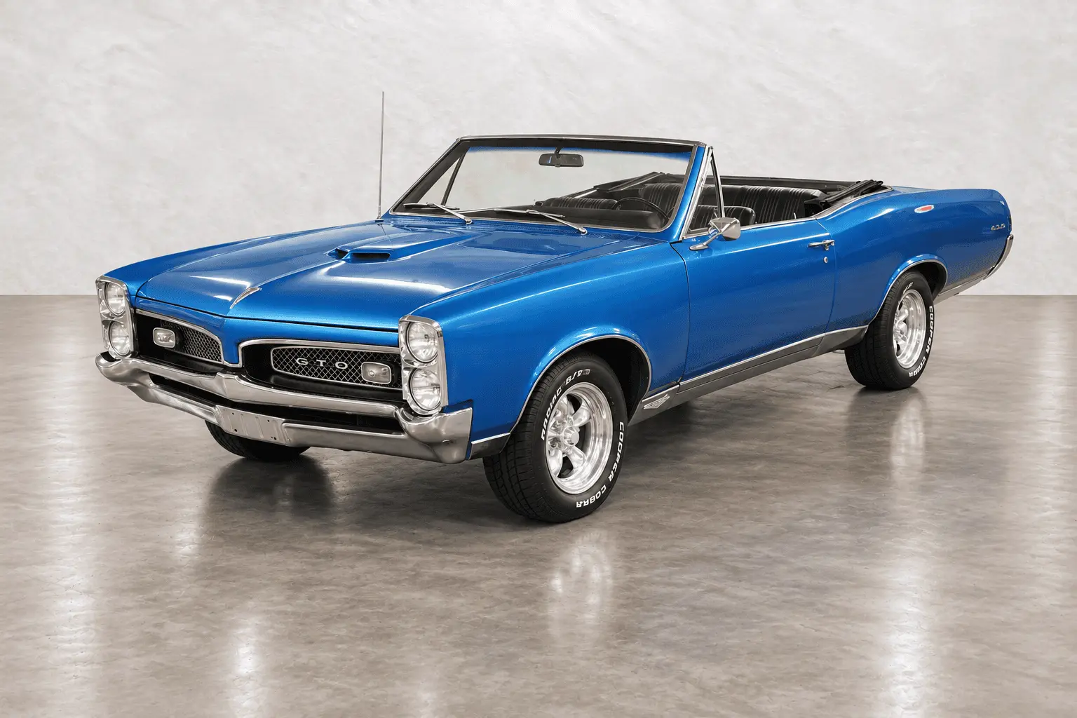 1967 Pontiac GTO Convertible — photograph 1